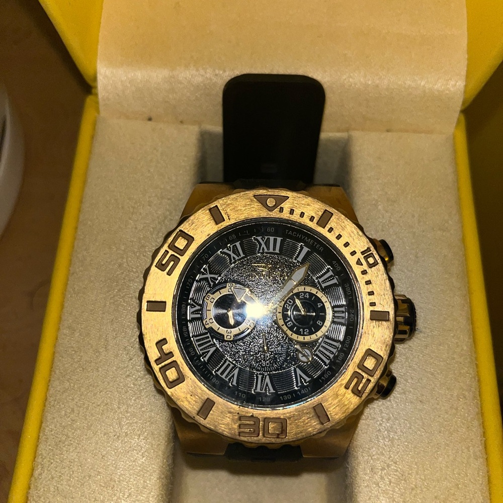INVICTA used gold face watch with rubber band